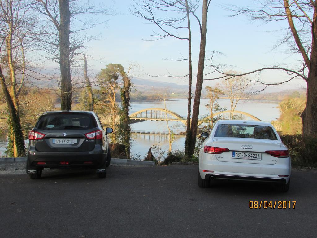 Watersedge Seaviews Hotell Kenmare Exteriör bild